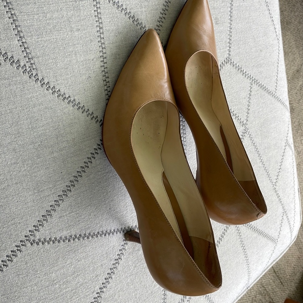 Cole haan pumps